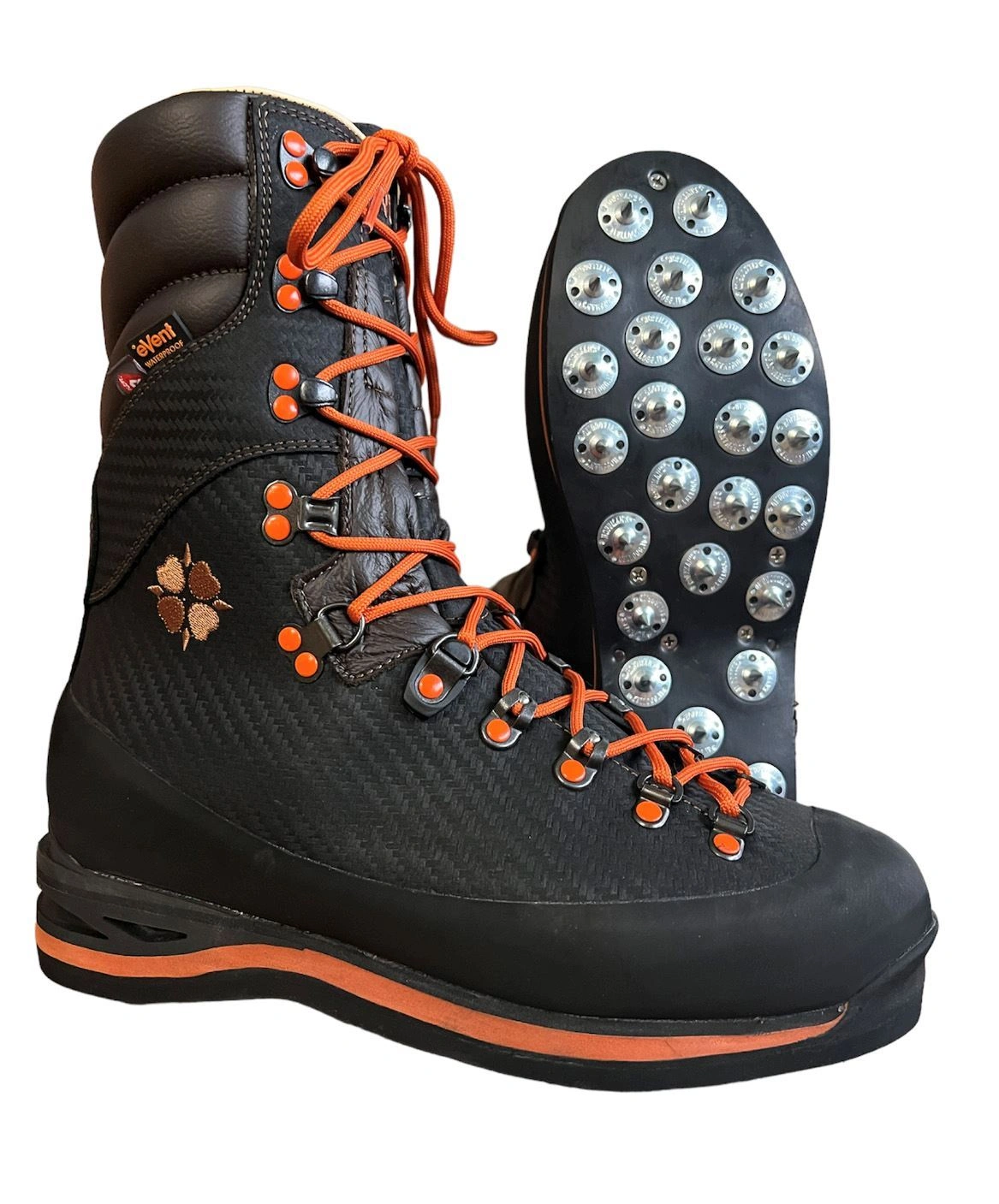 Chaussure de travail Grizzly 10" Plain Toe : Robustesse et confort inégalés pour votre profession.